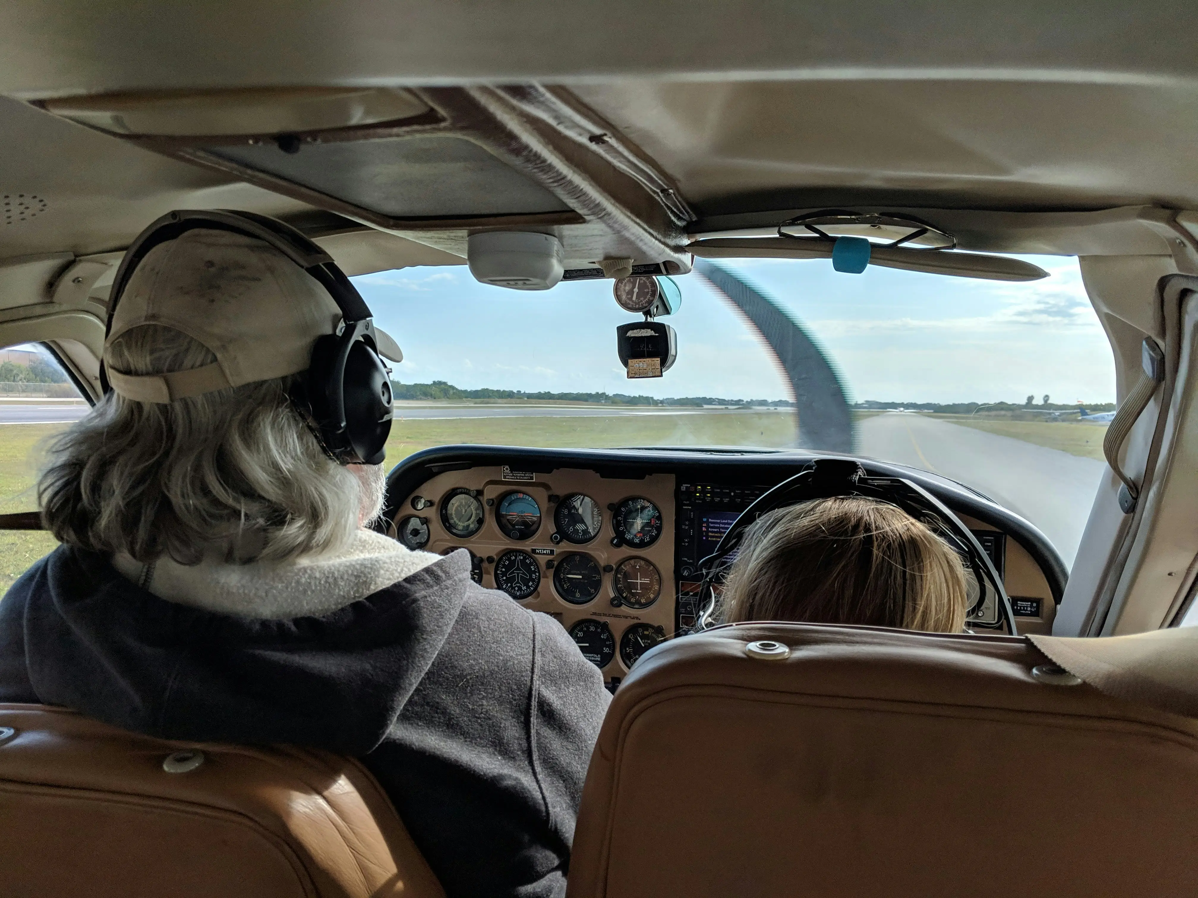 Student preparing for a pilot course at Alto Flight Academy
